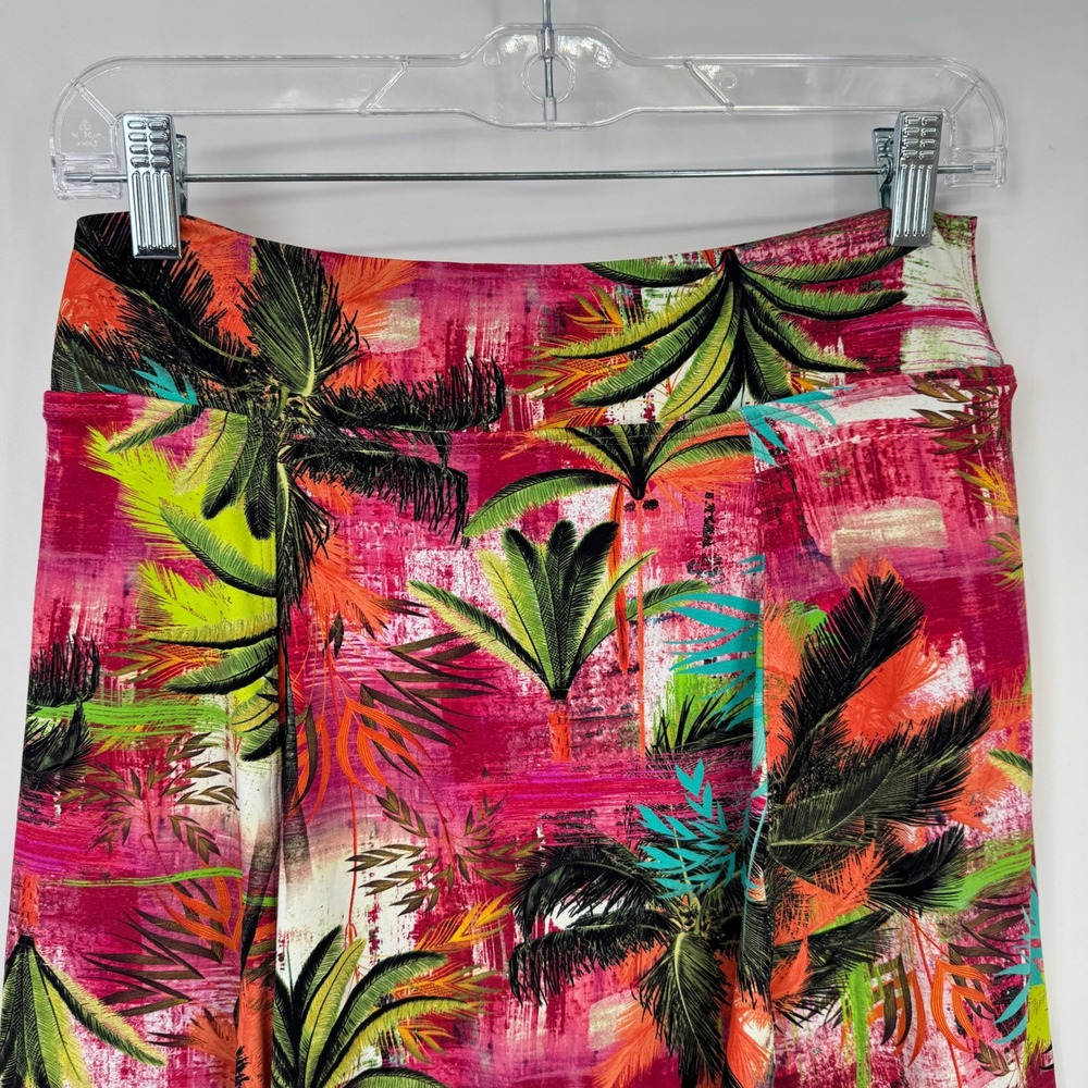 Tropical Print Skort in Fuchsia Pink - Picture 2 of 15